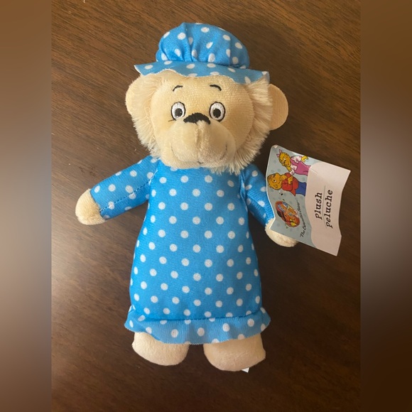 Toys The Berenstain Bears Mama Bear Plush Poshmark